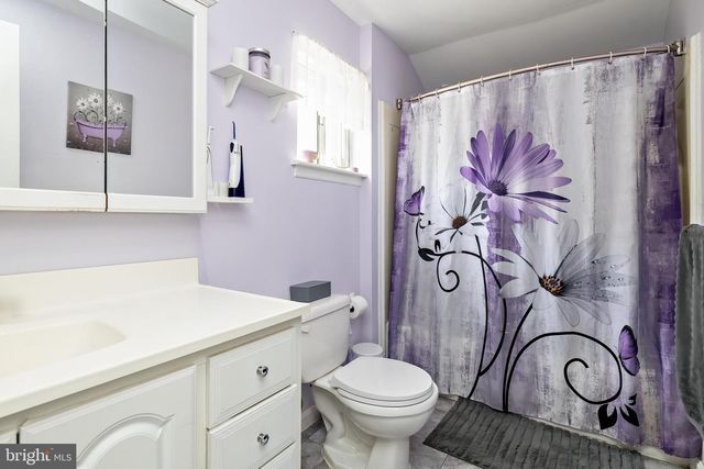 6 ECLIPSE AVE, Sewell, NJ 08080