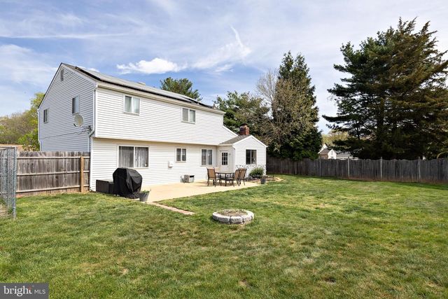 6 ECLIPSE AVE, Sewell, NJ 08080