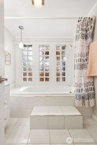 1333 S 315th St, Federal Way, WA 98003