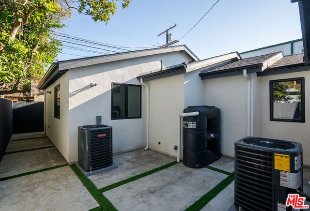 2706 S Cochran Avenue, Los Angeles, CA 90016