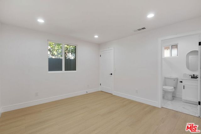 2706 S Cochran Avenue, Los Angeles, CA 90016