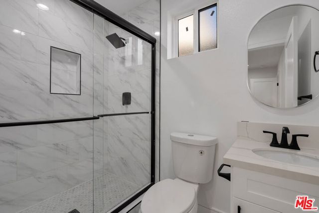 2706 S Cochran Avenue, Los Angeles, CA 90016