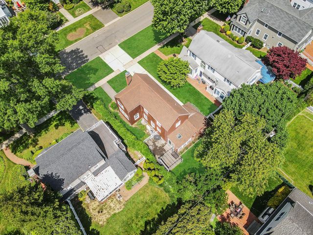 53 Jefferson Street, Garden City, NY 11530