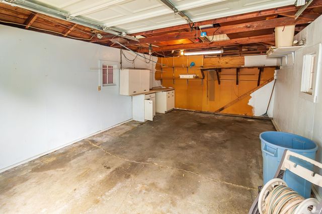 2521 Taylor Avenue, Evansville, IN 47714