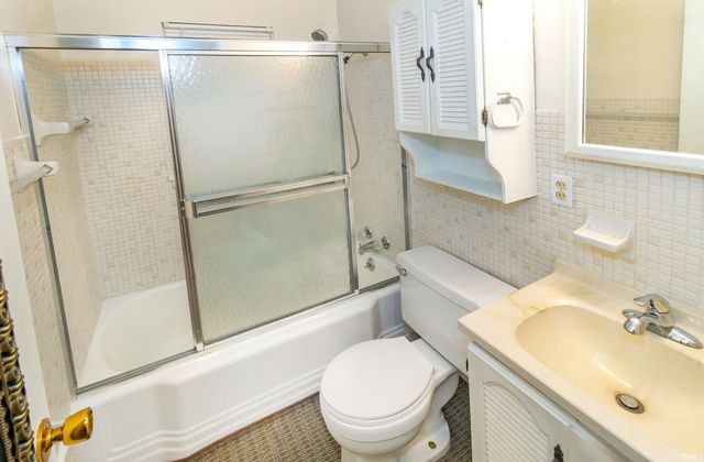 2521 Taylor Avenue, Evansville, IN 47714
