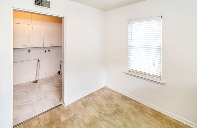 2521 Taylor Avenue, Evansville, IN 47714