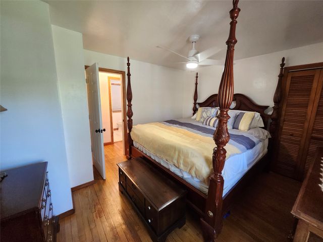 8581 PERRY Highway, Erie, PA 16509
