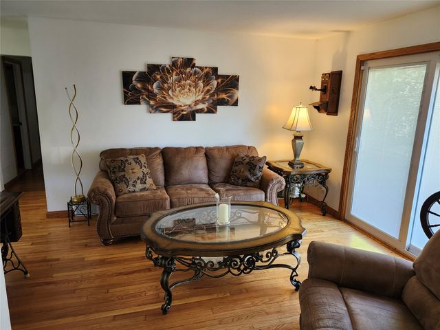 8581 PERRY Highway, Erie, PA 16509