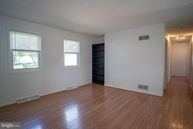 385 E BEAVER ST, York, PA 17406