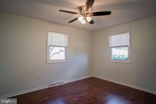 385 E BEAVER ST, York, PA 17406