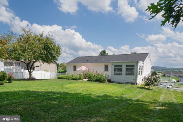 385 E BEAVER ST, York, PA 17406