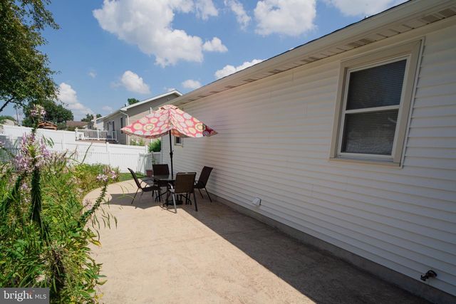 385 E BEAVER ST, York, PA 17406