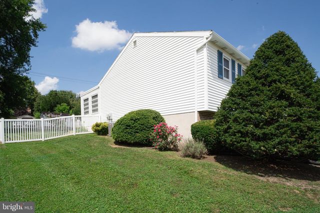 385 E BEAVER ST, York, PA 17406