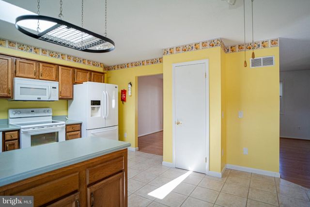 385 E BEAVER ST, York, PA 17406