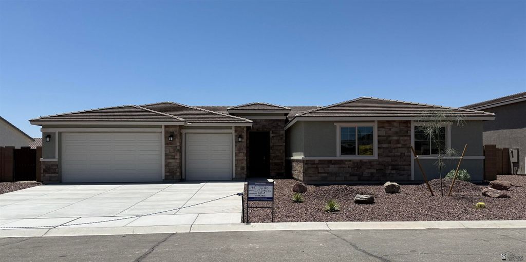 12192 S Aloa Lane, Yuma, AZ 85367