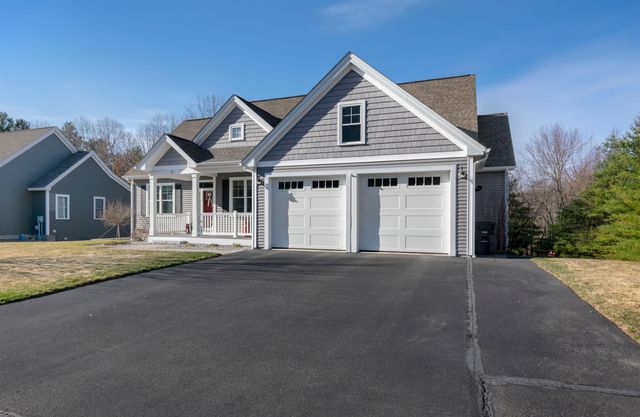 17 Legacy Drive, Nashua, NH 03062