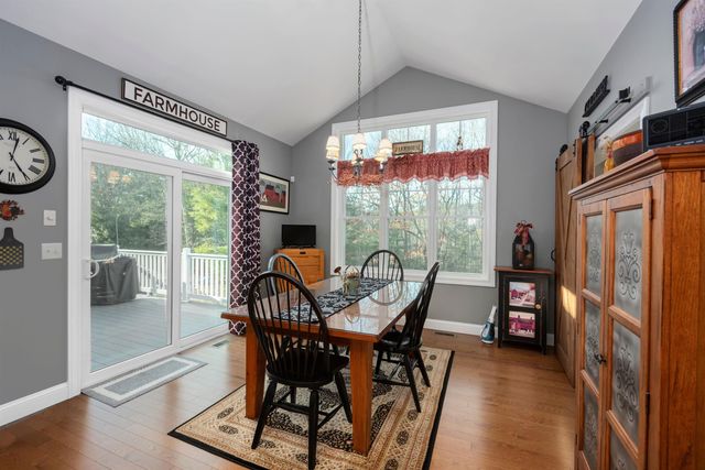 17 Legacy Drive, Nashua, NH 03062