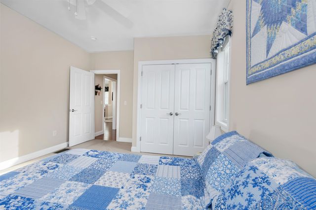 17 Legacy Drive, Nashua, NH 03062