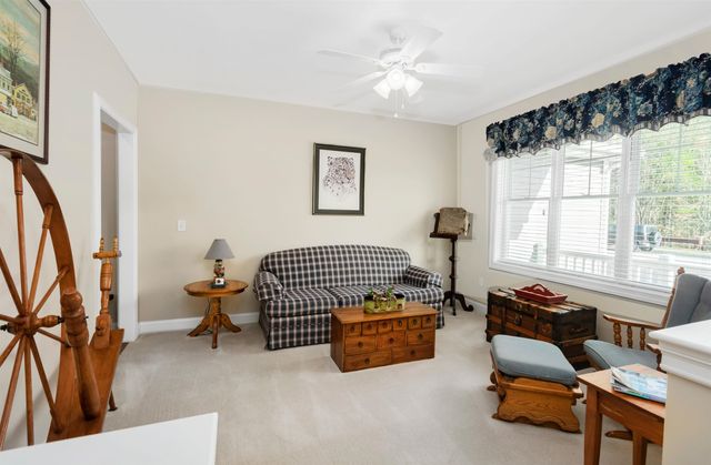 17 Legacy Drive, Nashua, NH 03062