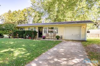 6036 Fairhaven Drive, Toledo, OH 43623