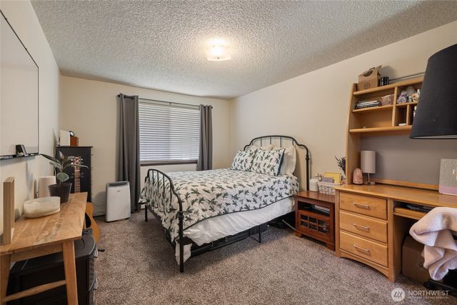 6616 6618 51st Avenue E, Tacoma, WA 98443