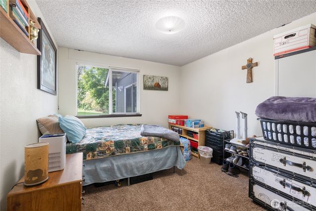 6616 6618 51st Avenue E, Tacoma, WA 98443