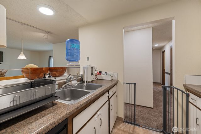 6616 6618 51st Avenue E, Tacoma, WA 98443