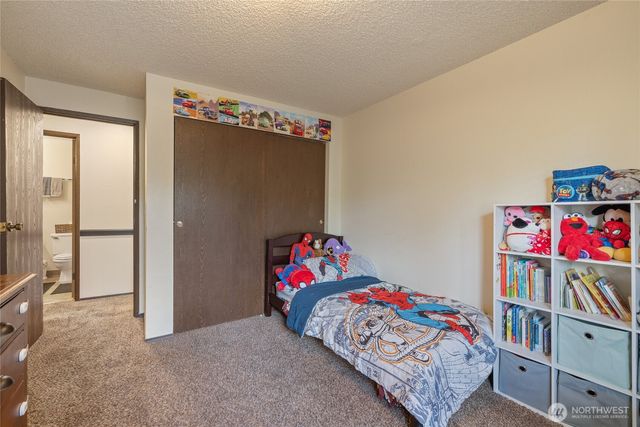 6616 6618 51st Avenue E, Tacoma, WA 98443