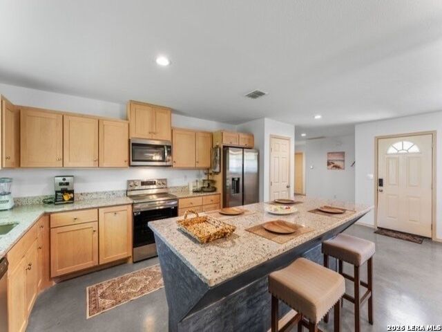 735 Green Castle, Canyon Lake, TX 78133
