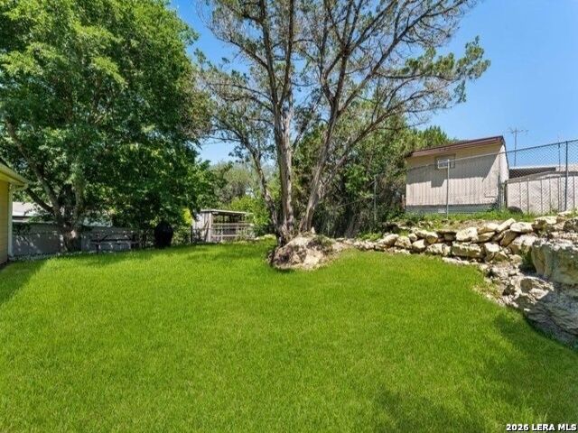 735 Green Castle, Canyon Lake, TX 78133