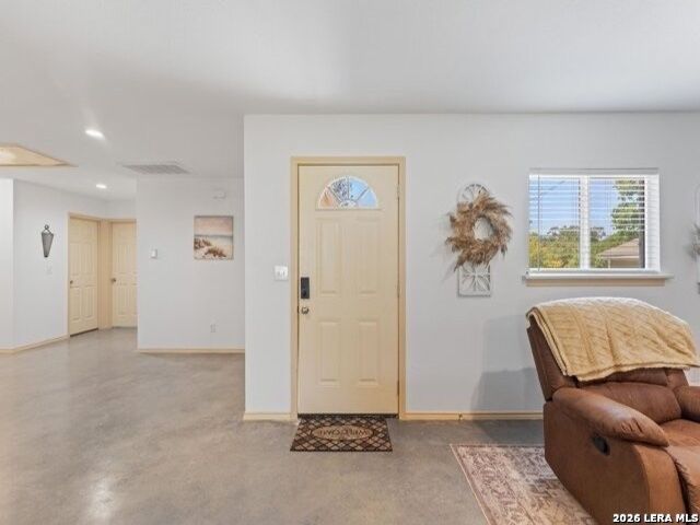 735 Green Castle, Canyon Lake, TX 78133