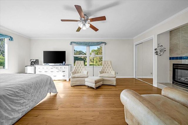 70 Corral De Tierra Road, Salinas, CA 93908