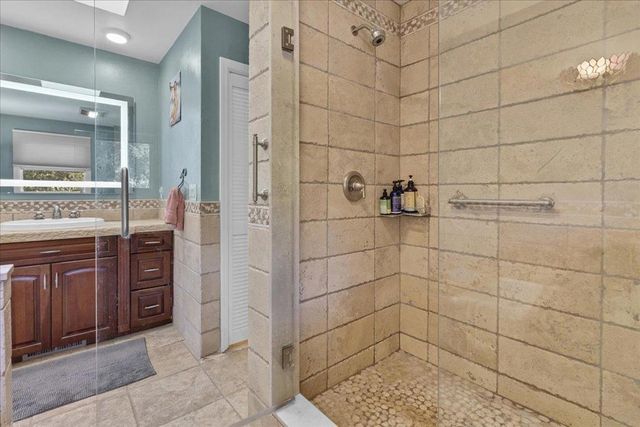 70 Corral De Tierra Road, Salinas, CA 93908