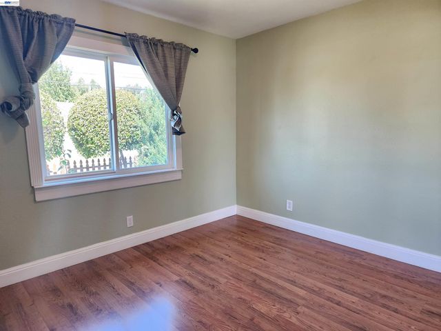 43 Alan Dr, Pleasant Hill, CA 94523
