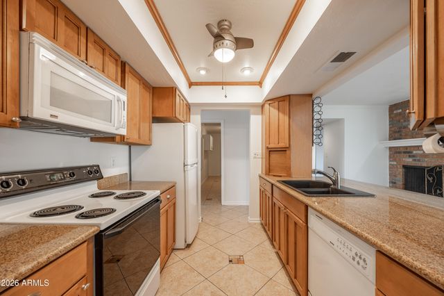 4942 W PURDUE Avenue, Glendale, AZ 85302