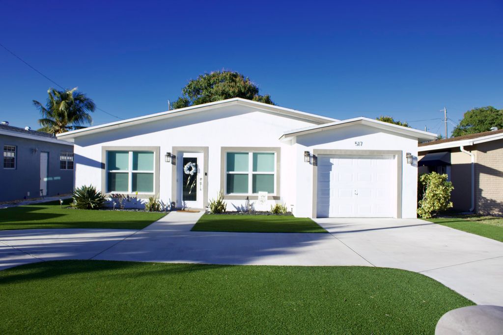 517 NW 52nd Street, Boca Raton, FL 33487