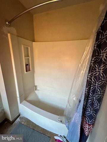 929 N SPRUCE ST, Wilmington, DE 19801