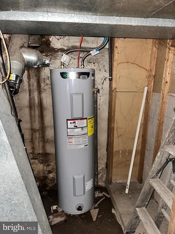 929 N SPRUCE ST, Wilmington, DE 19801