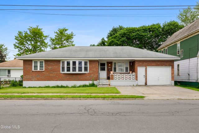 1253 Van Cortland Street, Schenectady, NY 12303