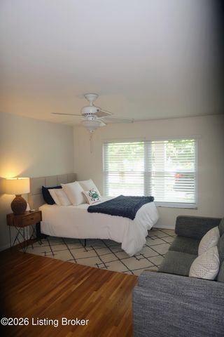250 Chenoweth Ln APT 2, Louisville, KY 40207