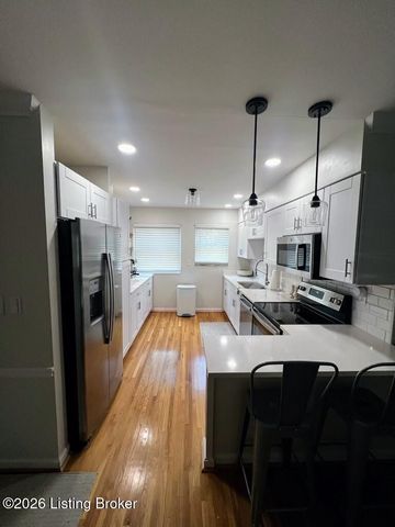 250 Chenoweth Ln APT 2, Louisville, KY 40207