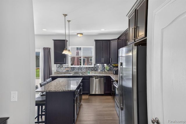5168 Bradmore Lane, Warren, MI 48092
