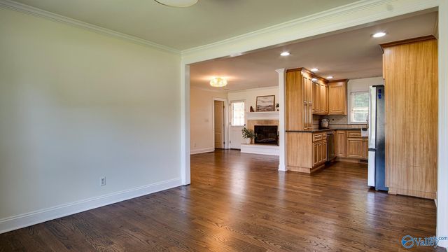 818 SE Esslinger Road, Huntsville, AL 35802