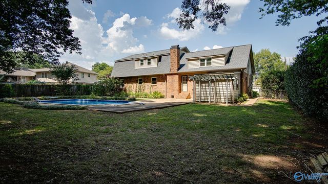 818 SE Esslinger Road, Huntsville, AL 35802