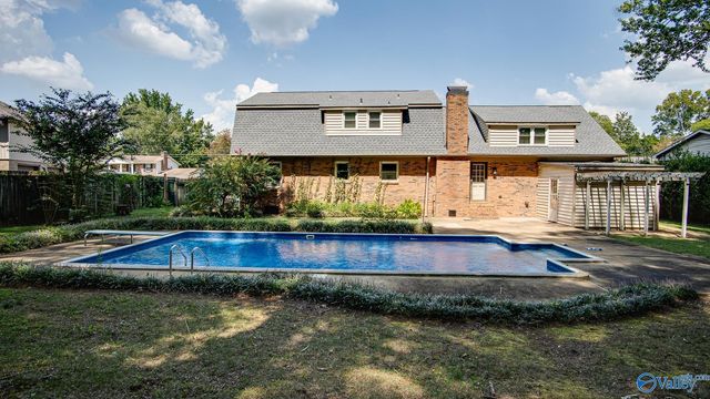 818 SE Esslinger Road, Huntsville, AL 35802