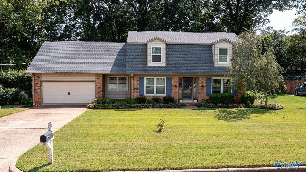 818 SE Esslinger Road, Huntsville, AL 35802
