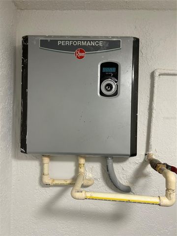 5701 TARAWOOD DRIVE, Orlando, FL 32819