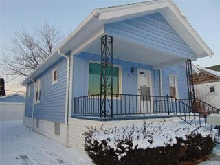 613 E Woodruff Avenue, Hazel Park, MI 48030