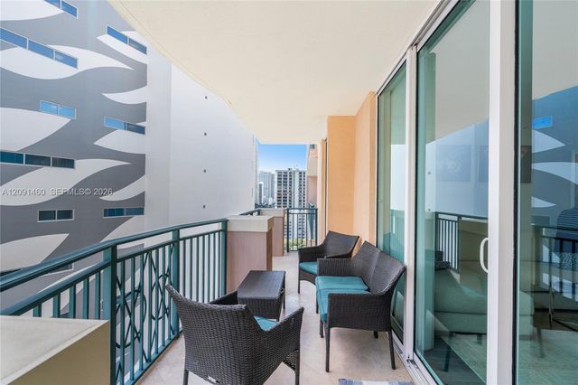 17555 Atlantic Boulevard UPH3, Sunny Isles Beach, FL 33160