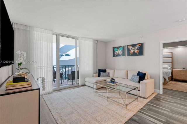 17555 Atlantic Boulevard UPH3, Sunny Isles Beach, FL 33160